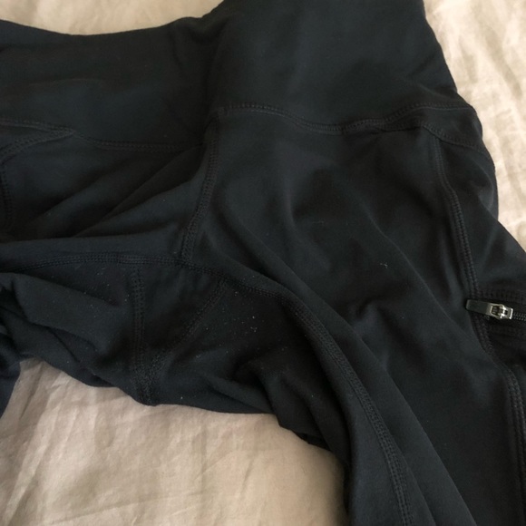 Athleta Gap Black Run Capri small - Picture 3 of 3